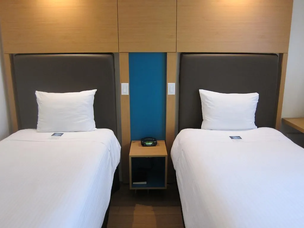 Bond Place Hotel Toronto